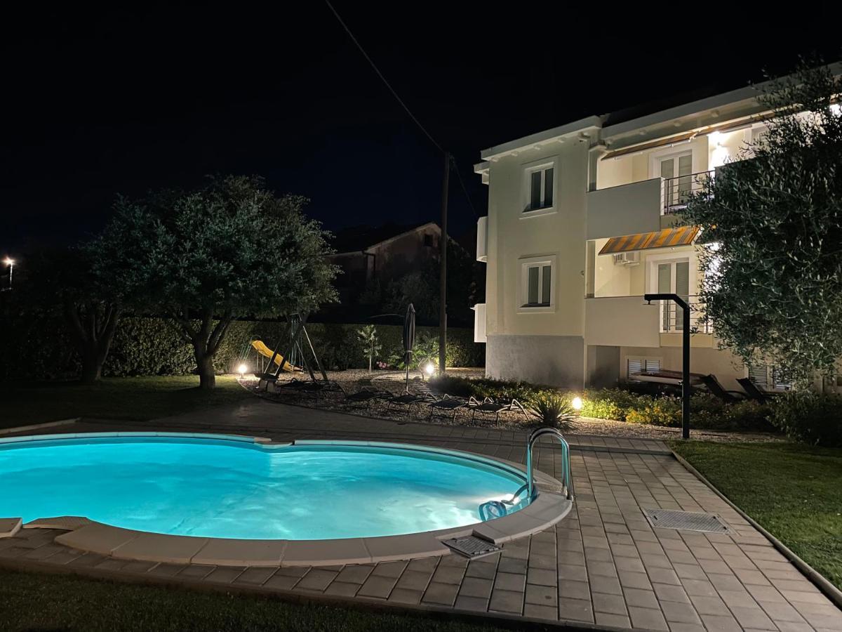 Apartments Sunny Estate Zaton  Exterior photo