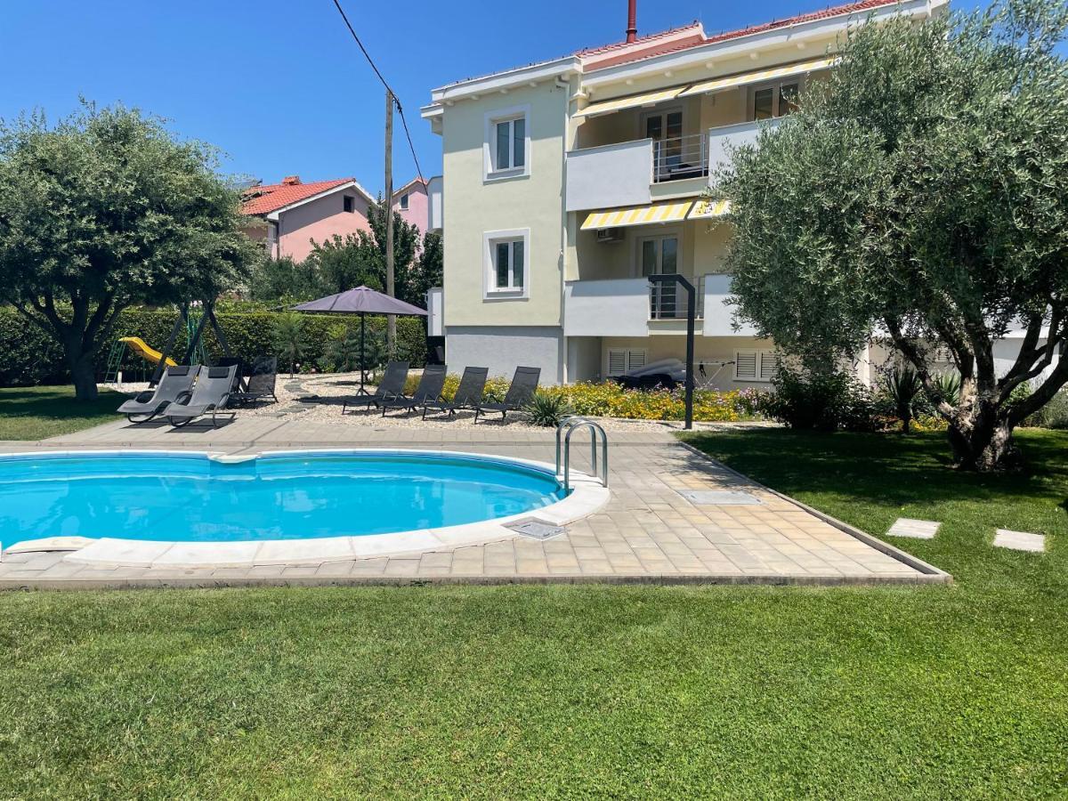 Apartments Sunny Estate Zaton  Exterior photo